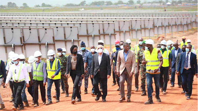 Le Togo réalise sa première centrale solaire photovoltaïque