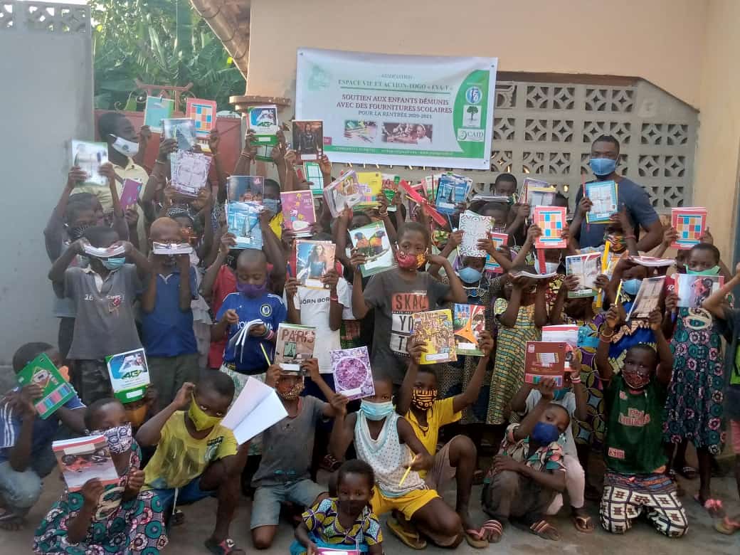 Association EVA-Togo: appui en matériels scolaires pour les enfants de Gblinvié