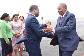 Visite fructueuse du Président Faustin-Archange Touadéra au Togo