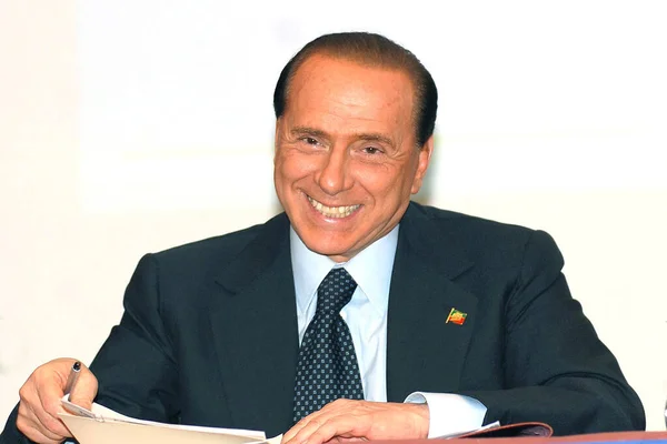 Silvio Berlusconi, ancien Premier ministre italien et magnat des médias, est décédé à l’âge de 86 ans