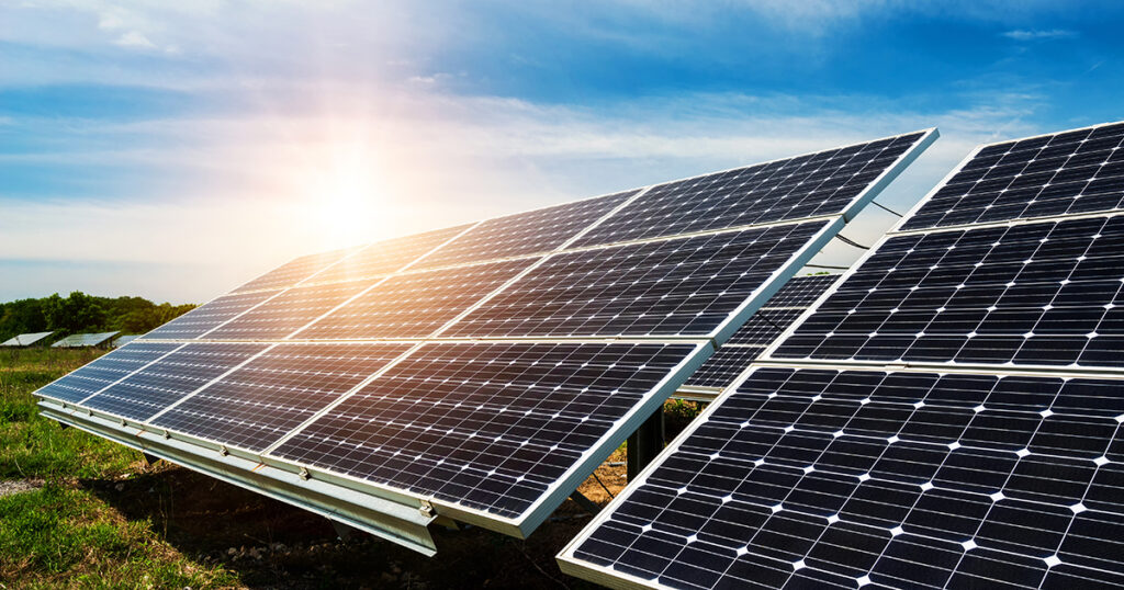 Énergie solaire au Togo : enquête pour un cadre sécurisé Énergie solaire au Togo : enquête pour un cadre sécurisé