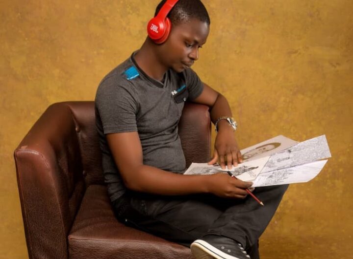 De la passion à la vocation : rencontre avec Tani Sambiani, dessinateur togolais