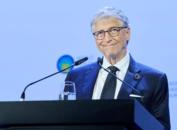 Bill Gates : l’humanité à un tournant pour sauver des millions d’enfants