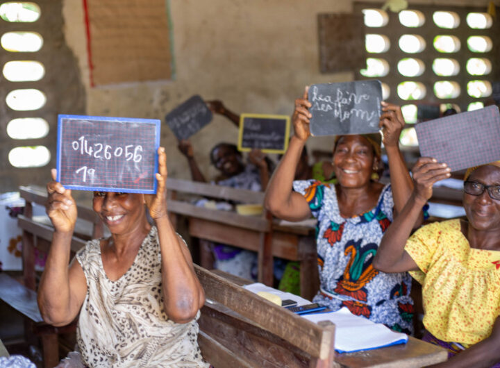 « Mamies MAGGI » : Nestlé Côte d’Ivoire et l’UNESCO transforment des vies grâce à l’alphabétisation des commerçantes