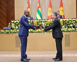 Renforcement des relations bilatérales entre le Togo et le Kirghizistan