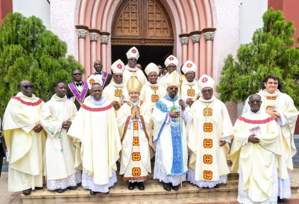 Monseigneur Gaglo prend possession de l&rsquo;archidiocèse de Lomé