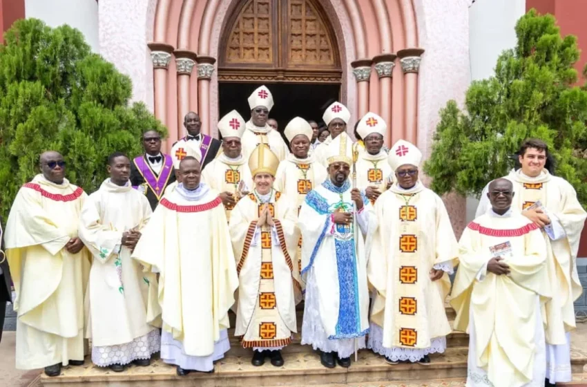 Monseigneur Gaglo prend possession de l&rsquo;archidiocèse de Lomé
