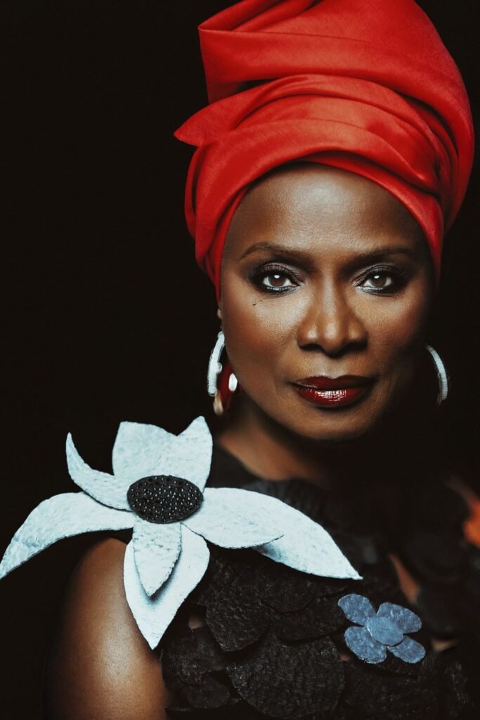 Los Angeles : Angélique Kidjo entre dans l’histoire en décrochant son étoile sur le Walk of Fame