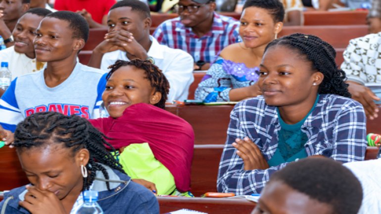 Togo : lancement de la nouvelle édition des « Vacances actives en entreprise »